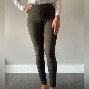 Camber & Grace olive green  leggings woman’s size small by RW&CO